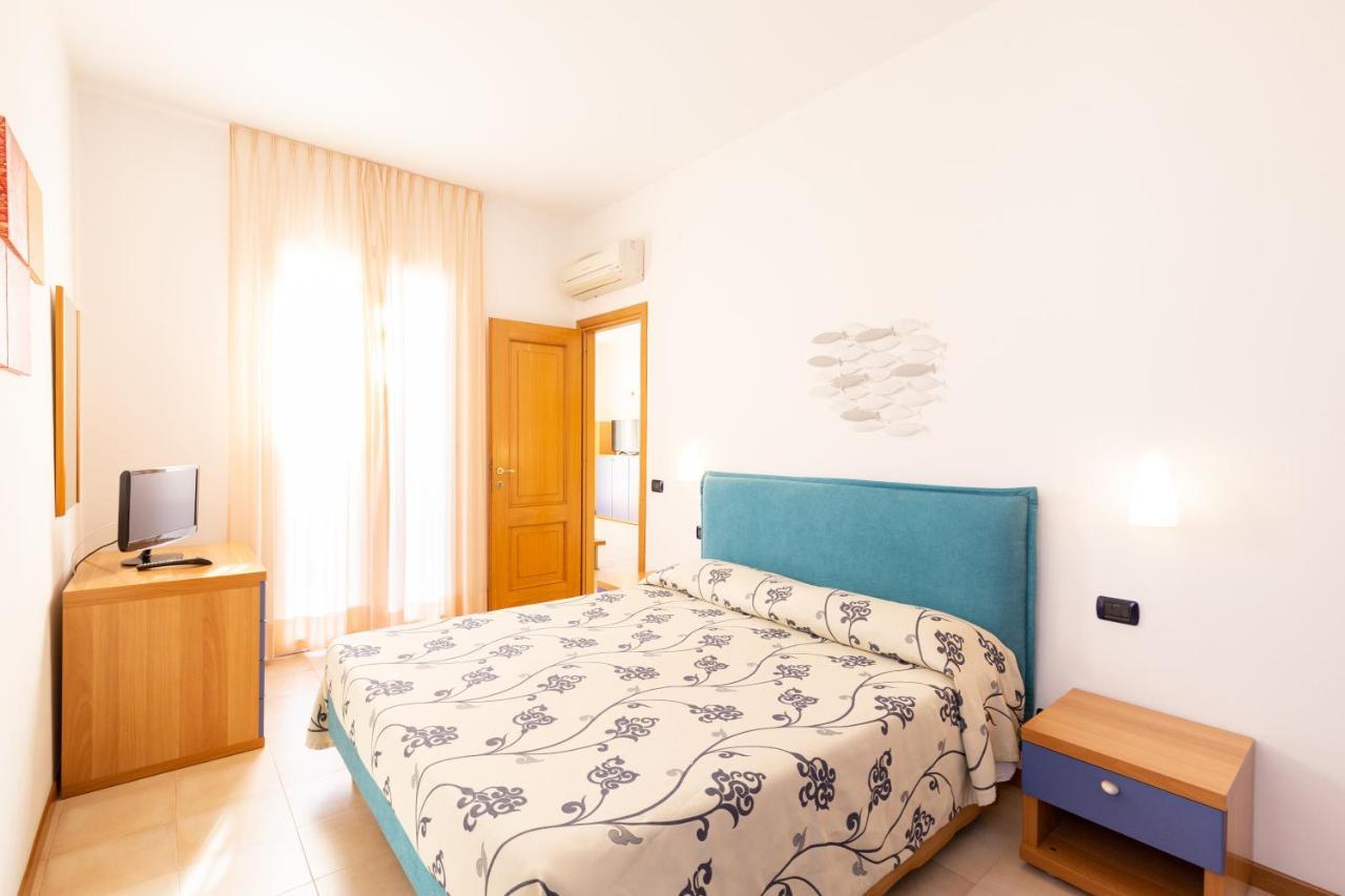 Riviera Residence Marina di Pietrasanta Bagian luar foto