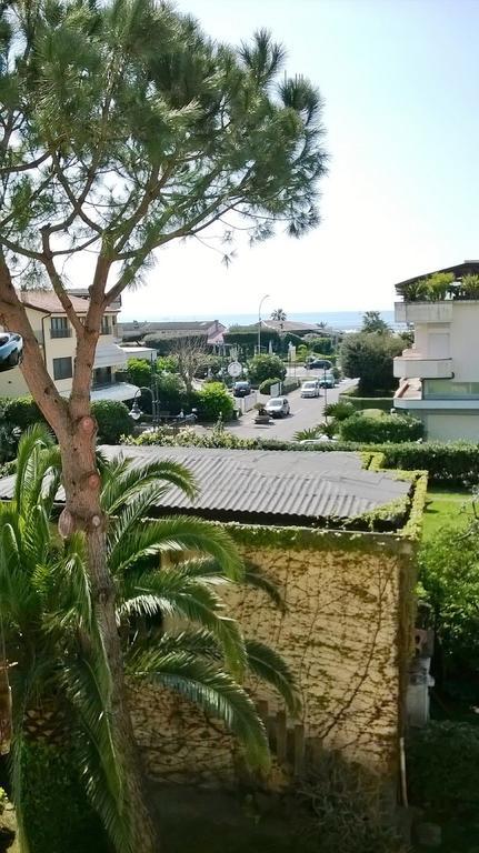Riviera Residence Marina di Pietrasanta Bagian luar foto